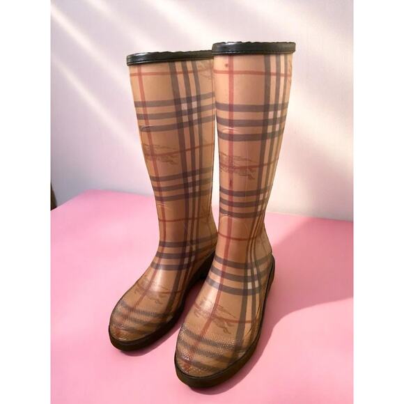 Burberry Nova Check Plaid Rain Boots – Size 7.5 (US) / 38 (EU) - Picture 1 of 4